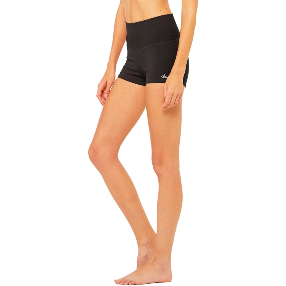 ALO Yoga Aura Short | Black, EUC